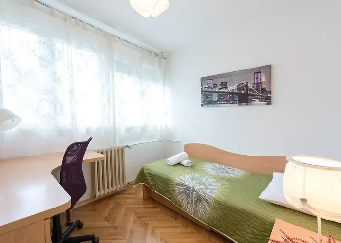 With Wifi - 18120 Apartamento