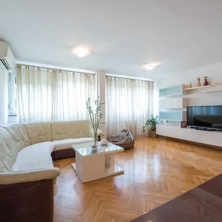 With Wifi - 18120 Apartment *